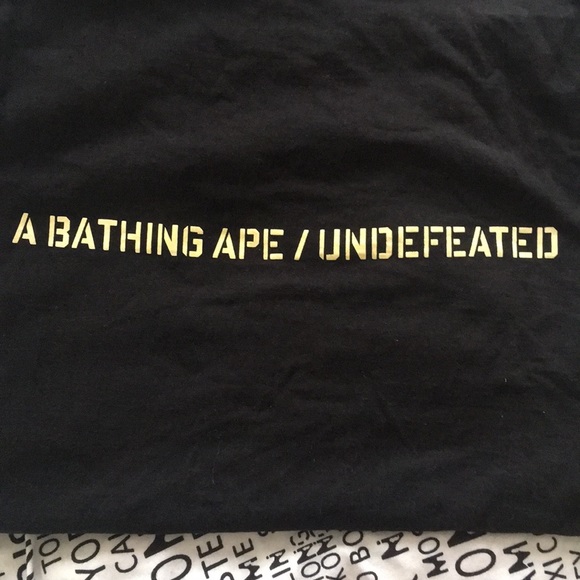 Bape shirt - Picture 4 of 4